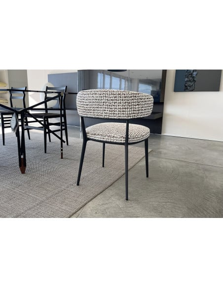 Chaise Caratos en tissu blanc noisette - 3