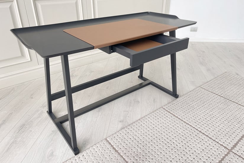 Bureau Recipio en bois laqué noir - 5