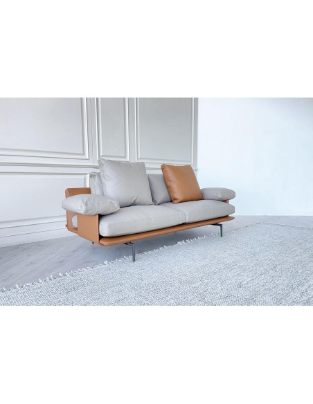 Get Back Brown and Grey Leather Sofa (Expo Offer) Poltrona Frau - 2