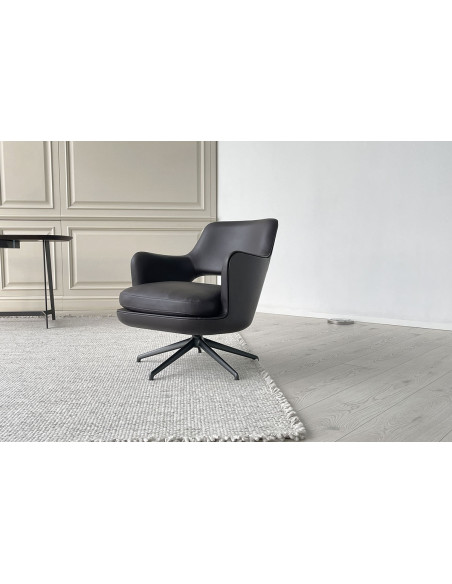 Eliseo Brown Leather Armchair (Expo Offer) Flexform - 1