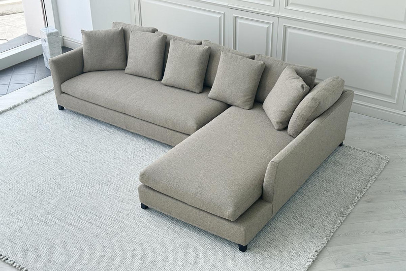 Victor Large Brown Sofa (Expo Offer) Flexform - 6