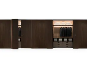 Armadio Backstage - B&B Italia | Prezzi e Catalogo Online