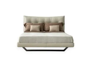 Aurora Tre Off-White Leather Bed (Expo Offer) Poltrona Frau - 9
