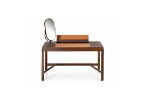 Beo Desk  - 2