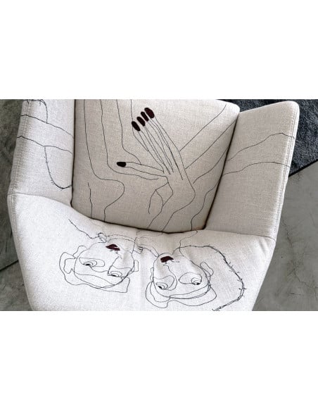 Saba New York by Marras Chair With Armrests (Expo Offer) | Online Shop