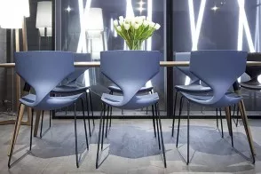 Quo Chair 2