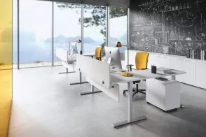 Pop Tee Operative Desk