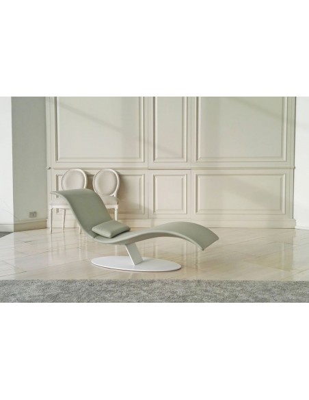 Eli Fly Chaise Longue (Expo Offer)