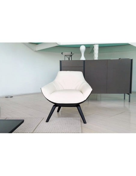 Florentia Armchair (Expo Offer)