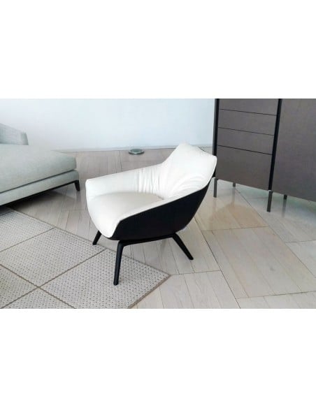 Florentia Armchair (Expo Offer)