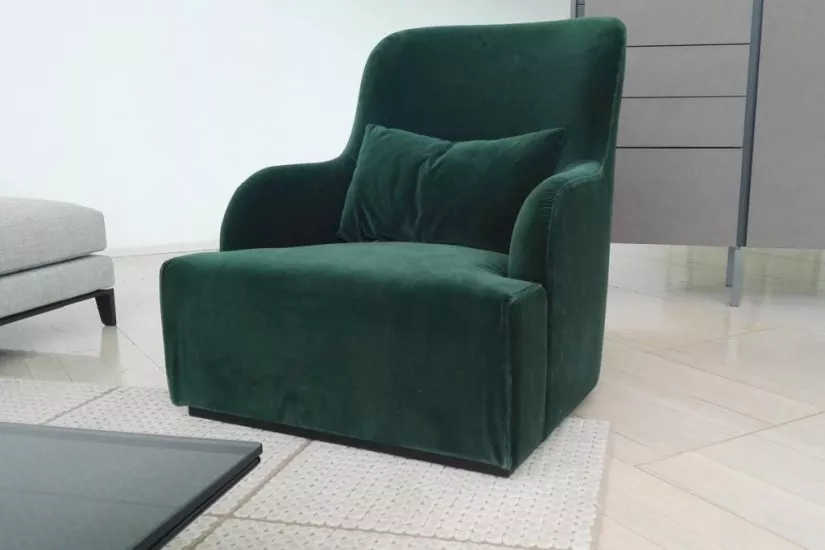 Liu Skin Armchair (Expo Offer)