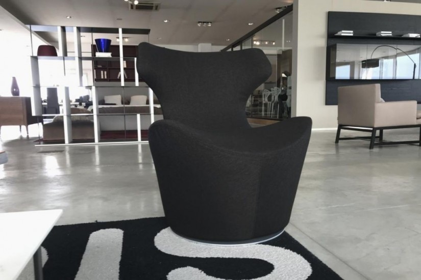 Piccola Papilio Armchair (Expo Offer)
