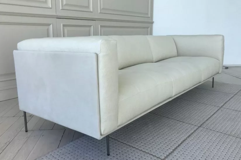 Rod Sofa (Expo Offer)