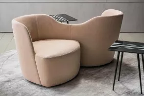 Vis à Vis Armchair