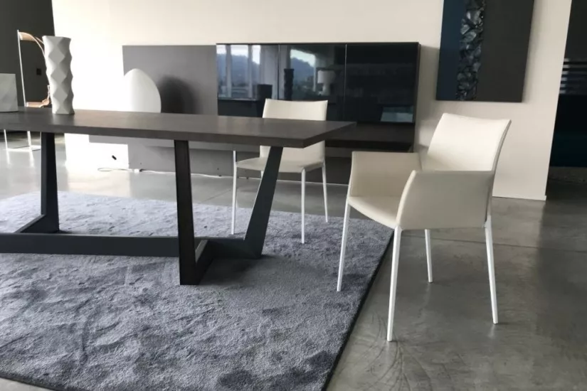 Chaise Lia avec accoudoirs (Offre Expo)