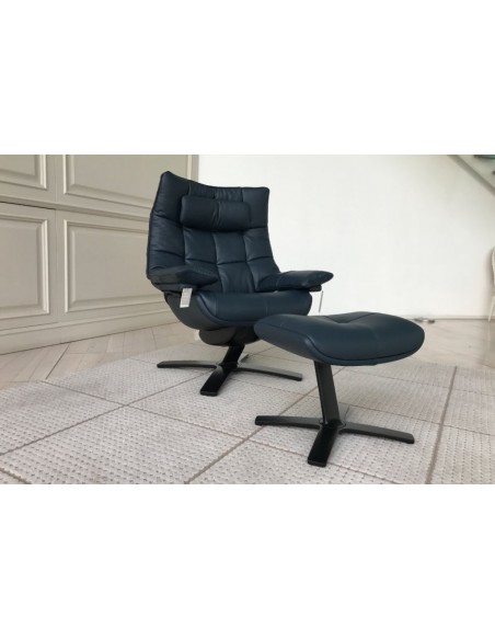 Quilted King Armchair (Expo Offer)