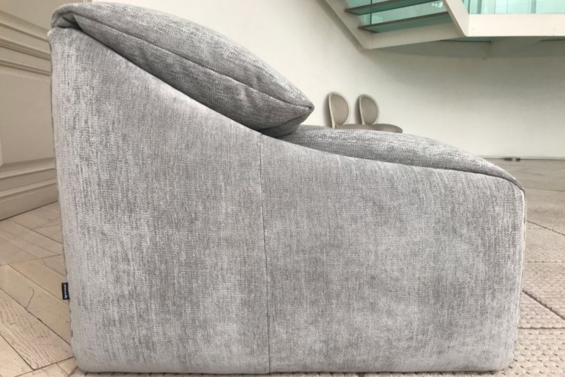 Plumy Sofa (Expo Offer)