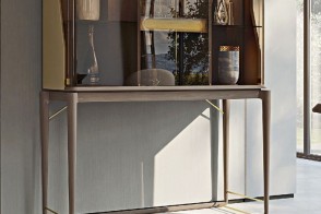 Vitrine Vine 2