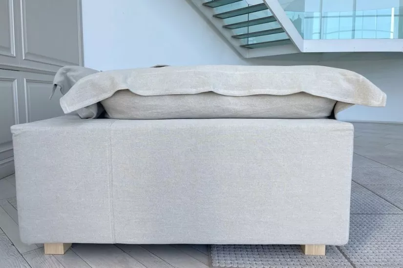 Nebula Nine Sofa - d.140 (Expo Offer)