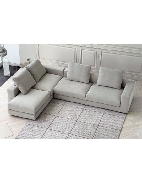 Ananta Class Sofa (Expo Offer)