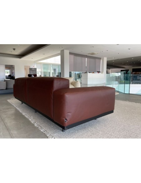 Naviglio Sofa Arflex (Expo Offer)
