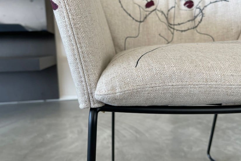Chaise New York par Marras avec accoudoirs (Offre Expo)