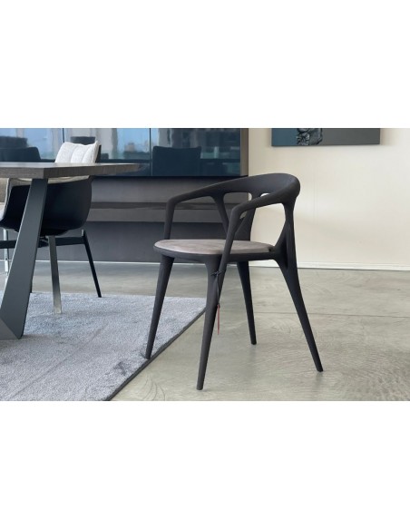 Savanna Chair (Expo Offer)