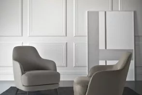 Liz Armchair 2