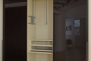 Armoire à porte en verre (Offre Expo) 2