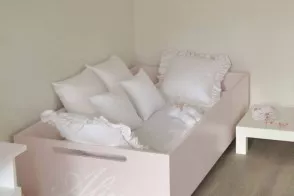 Petit Bed 2