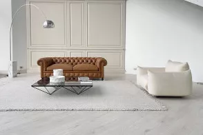 Chester One Leather Sofa (Expo Offer) Poltrona Frau - 6 2