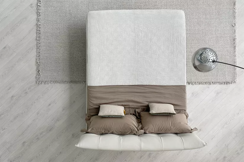 Aurora Tre Bed (Expo Offer)