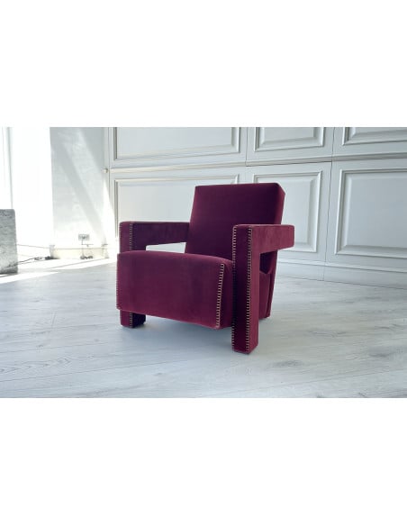Utrecht Armchair - Red Version (Expo Offer)