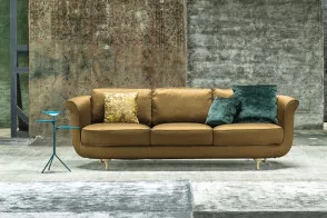 Big Mama Sofa 2