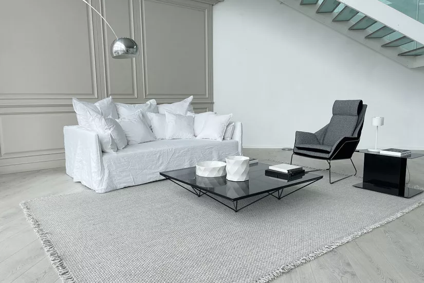 Ghost Sofa (Expo Offer)