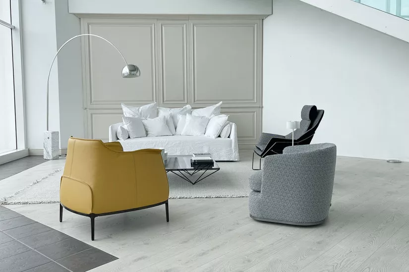 Ghost Sofa (Expo Offer)