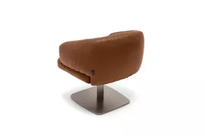 Warren Armchair 2
