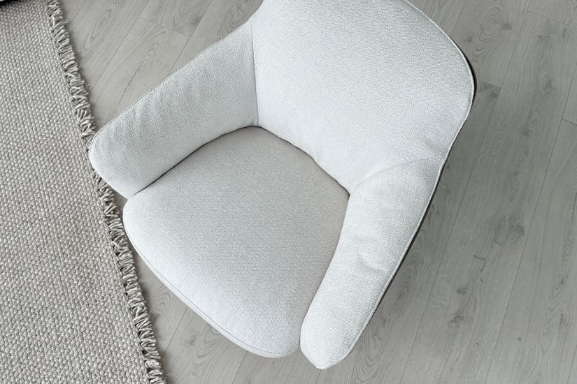 Kaori Armchair (Expo Offer)