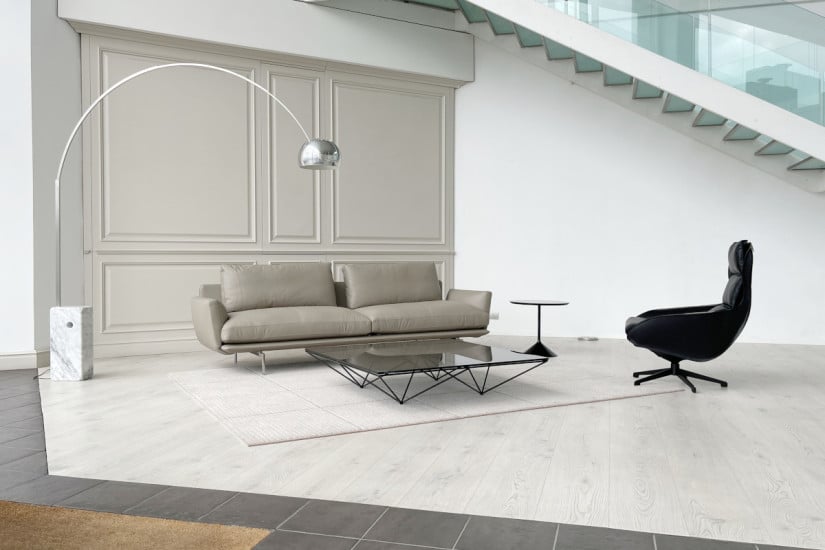 Get Back leather Sofa (Expo Offer) Poltrona Frau - 2