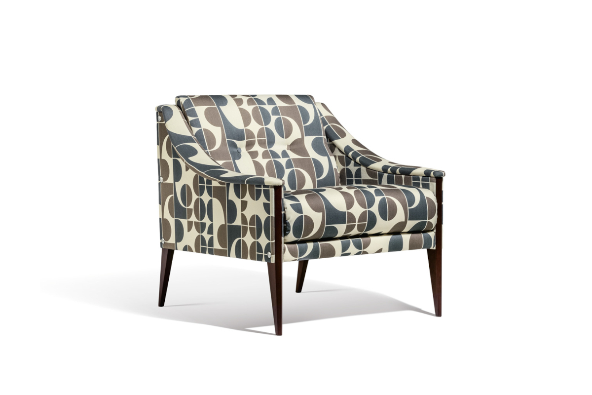 Dezza Redevance Armchair by Poltrona Frau
